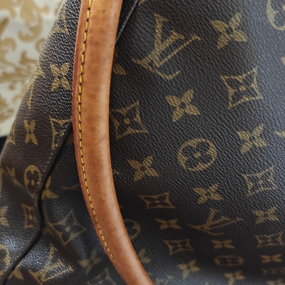 Louis Vuitton Monogram loop bag - Picture 8 of 12